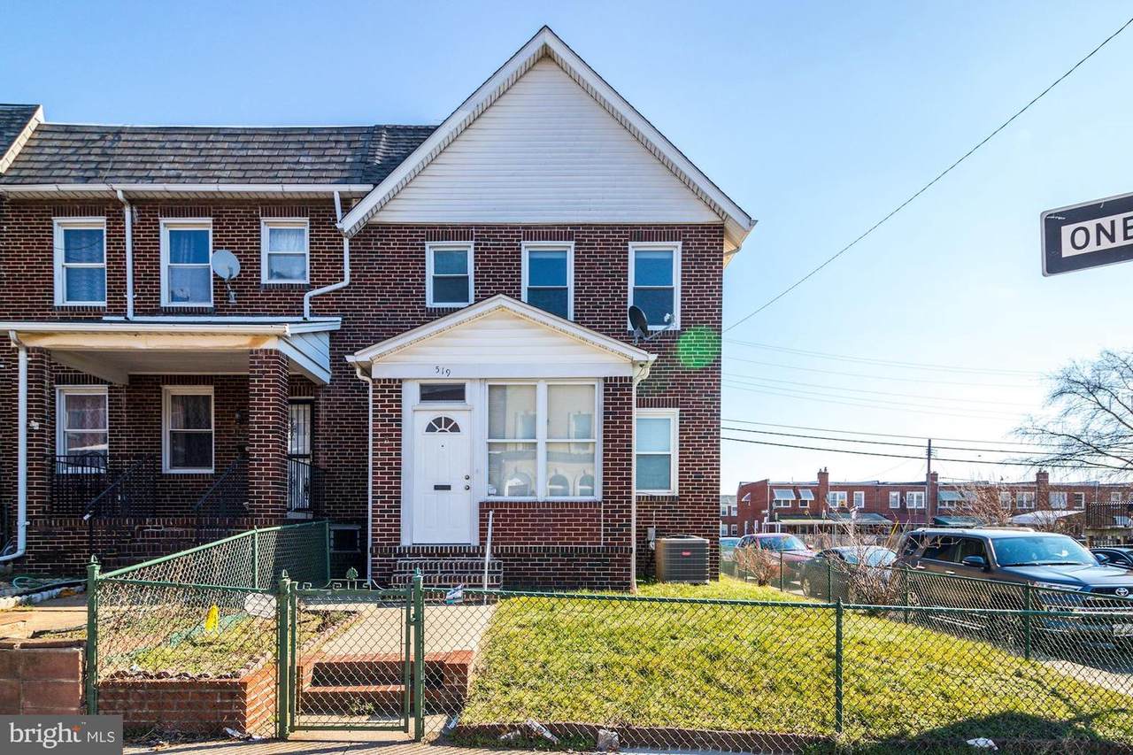 519 Tolna Street - Photo 1