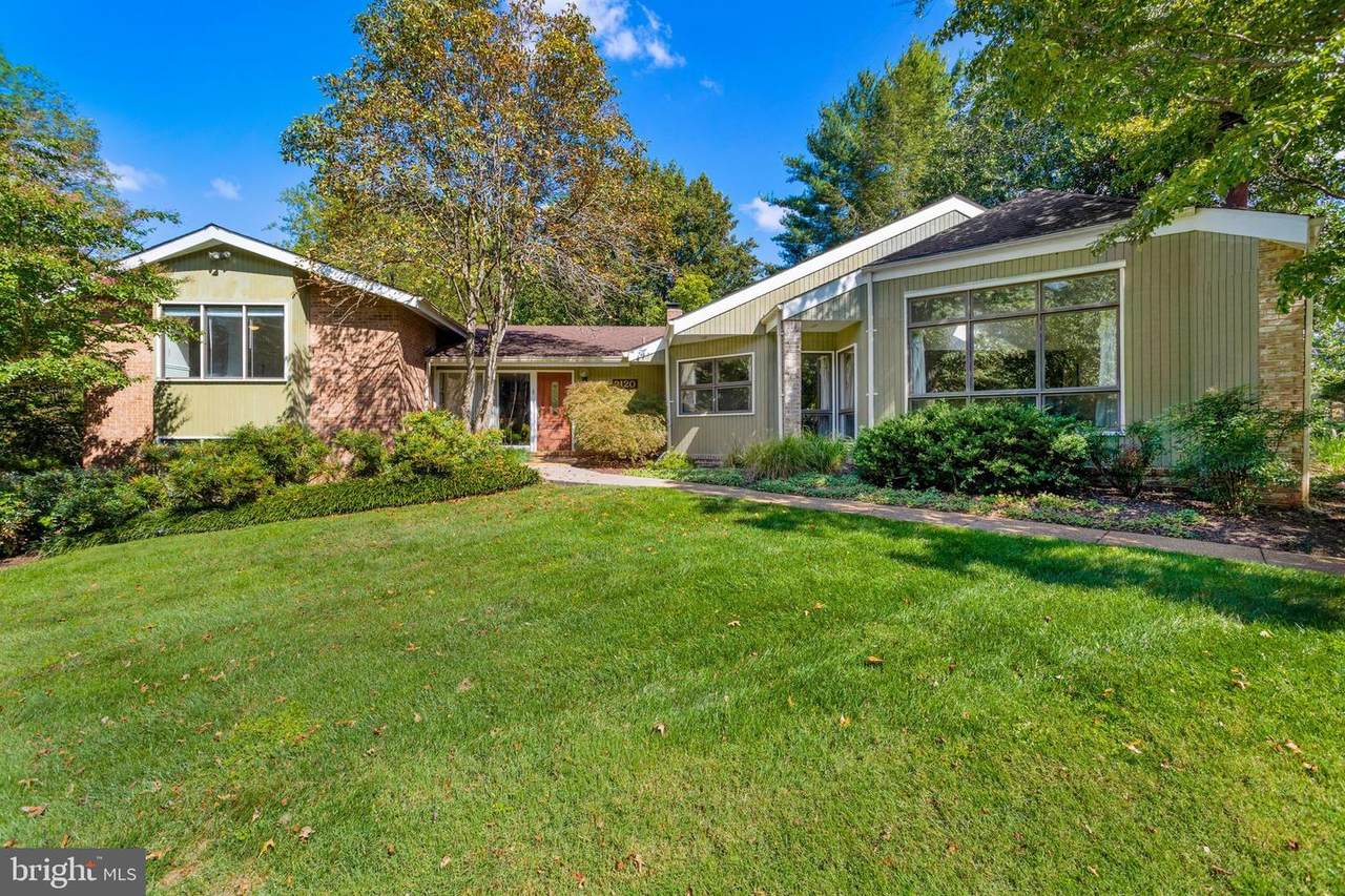 2120 Twin Mill Lane - Photo 1