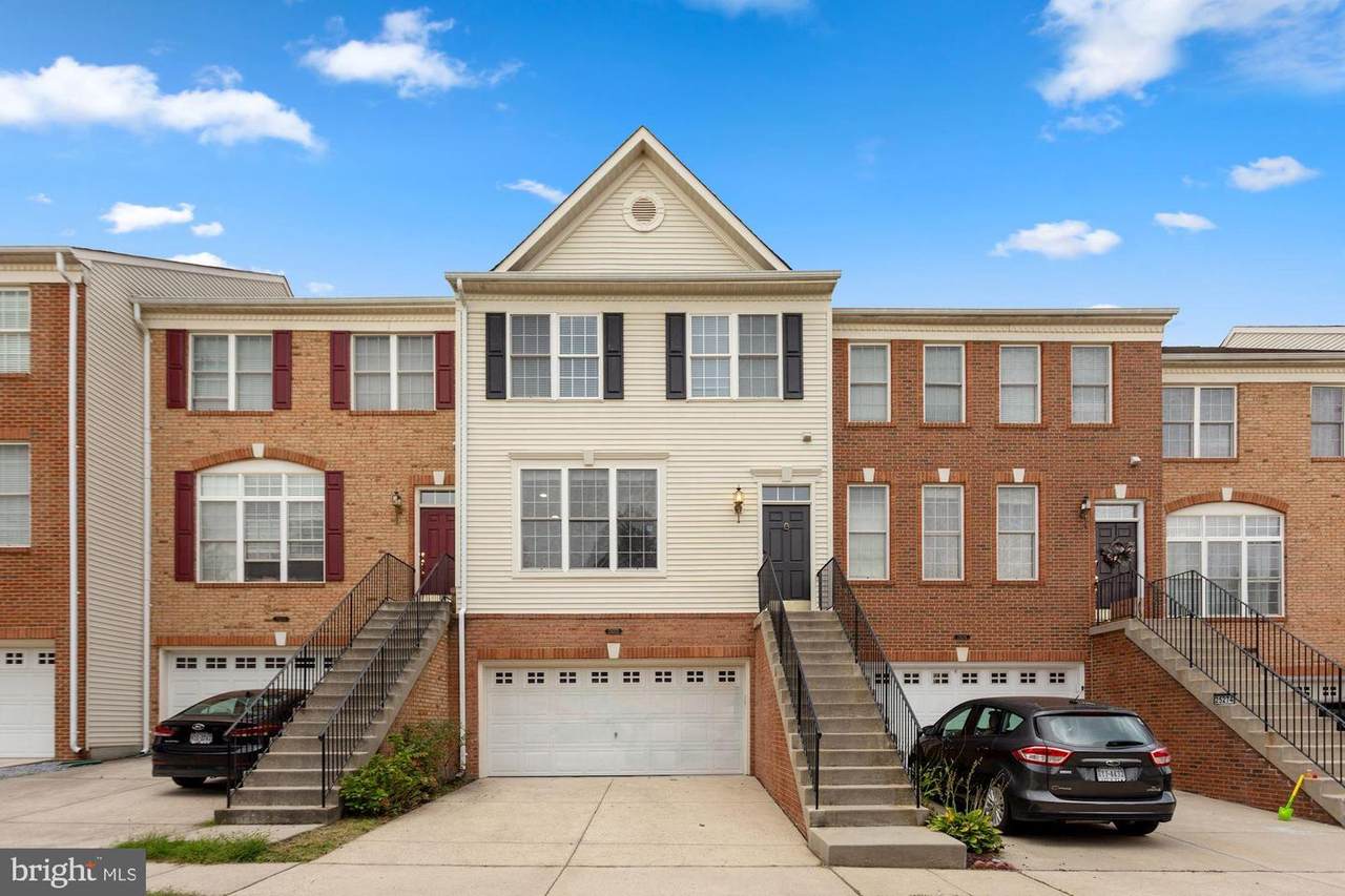 25272 Mcintyre Square Square - Photo 1