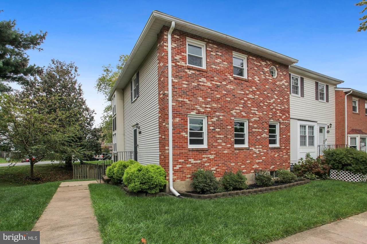 3031 Southern Elm Court - Photo 1