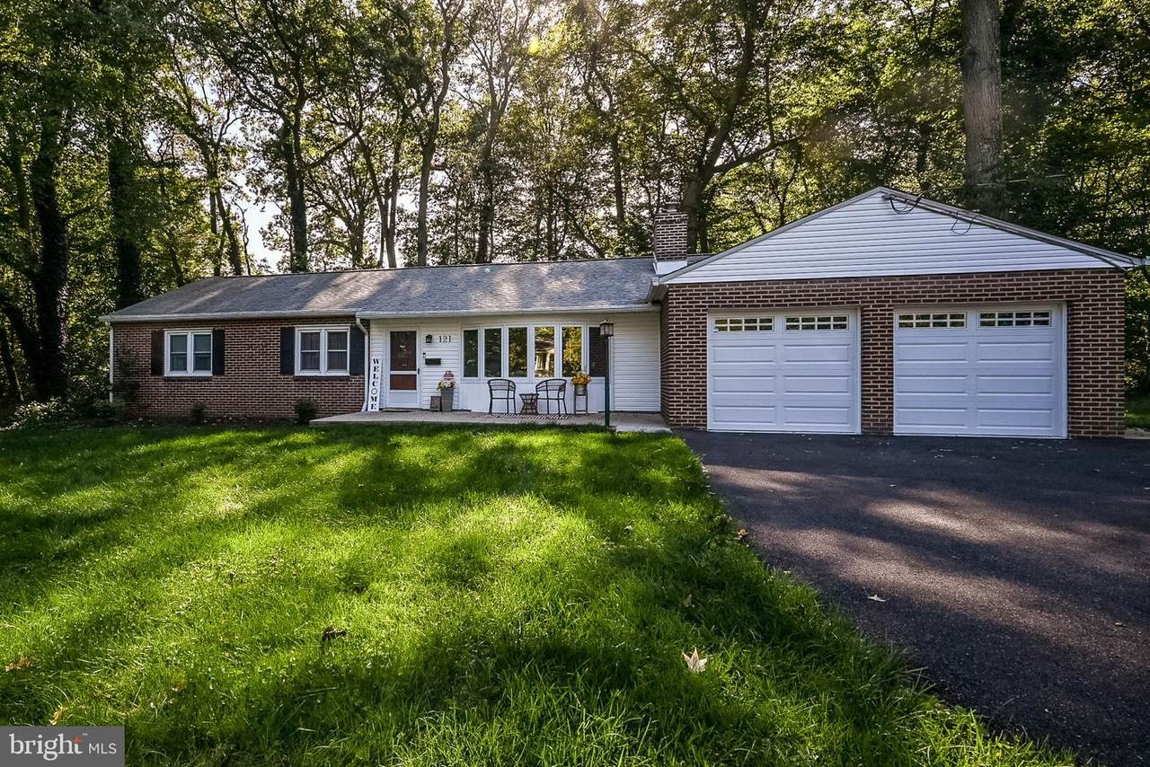 121 Southwick Drive - Photo 1