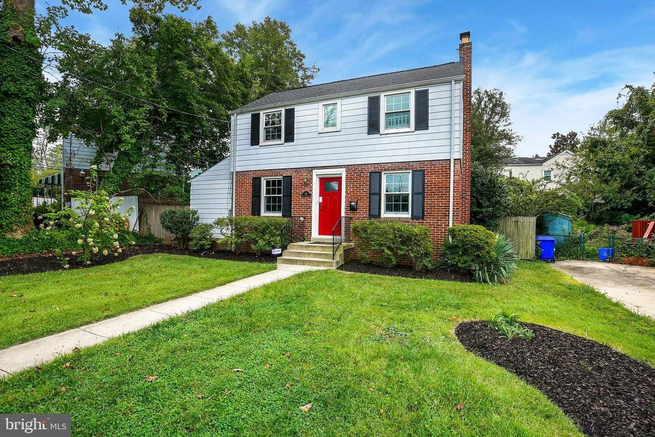 415 Melbourne Avenue - Photo 1