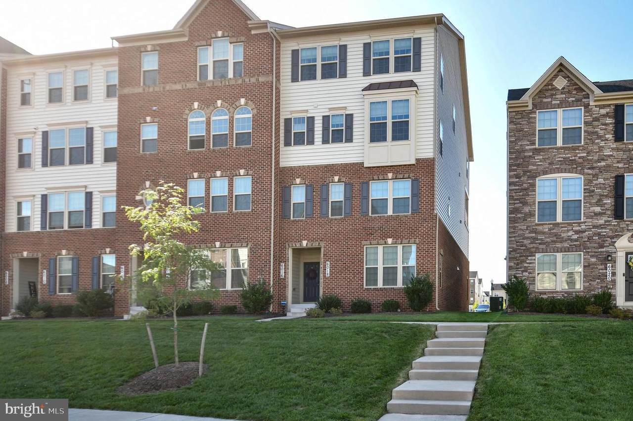 6016 Leben Drive - Photo 1