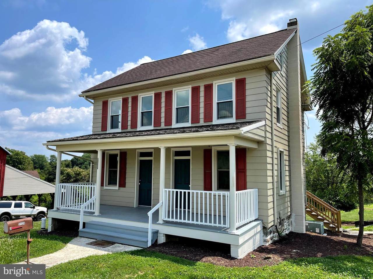 1726 Manor Road - Photo 1