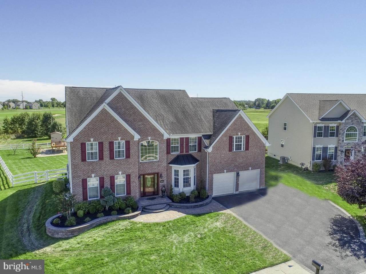 640 Ravenglass Drive - Photo 1