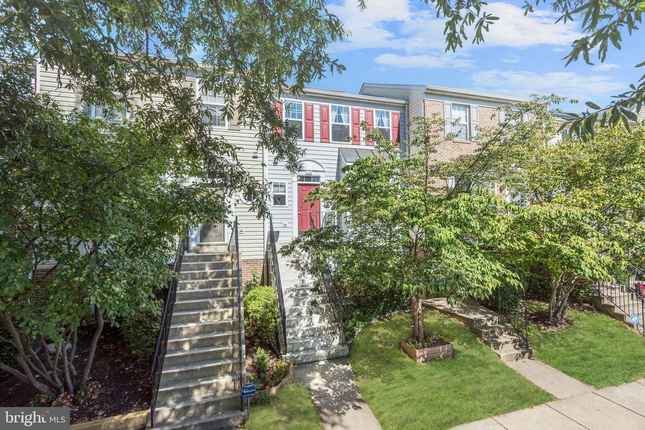 1110 Cranston Court - Photo 1