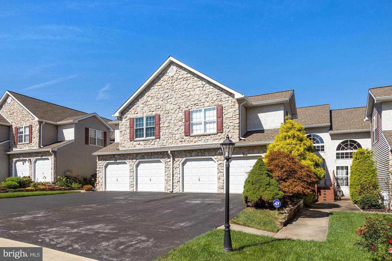 643 Jaeger Circle - Photo 1