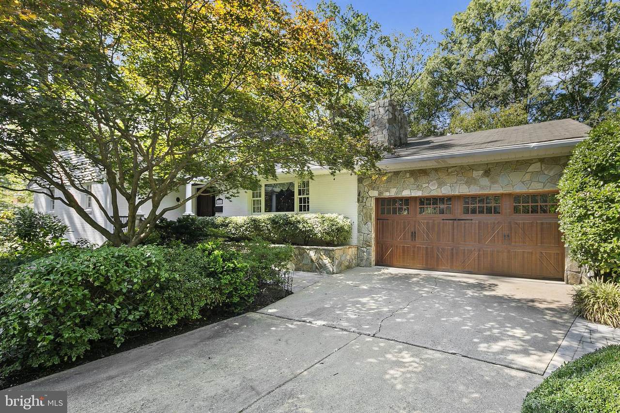 4322 Neptune Drive - Photo 1
