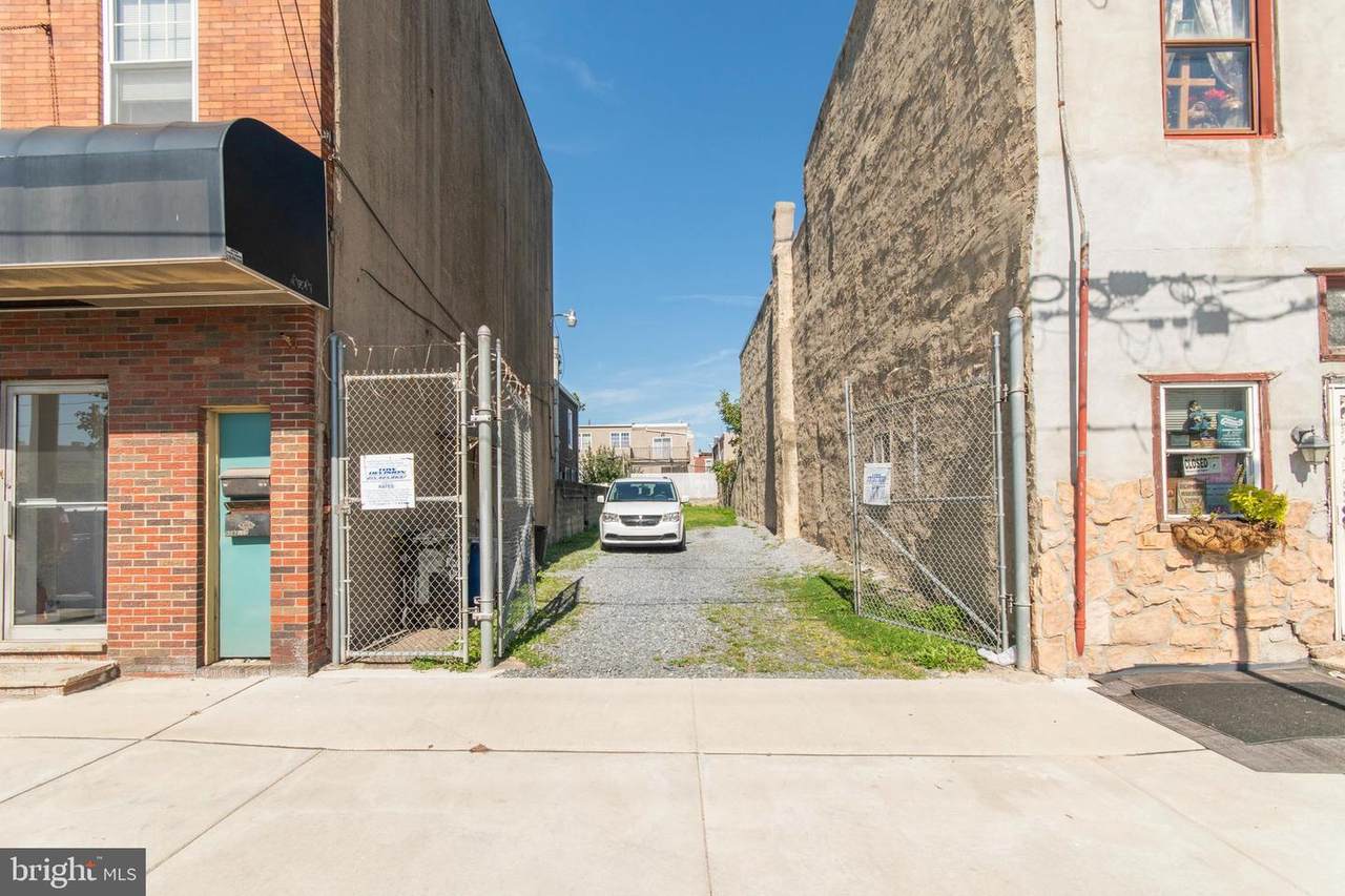 2976 Richmond Street - Photo 1