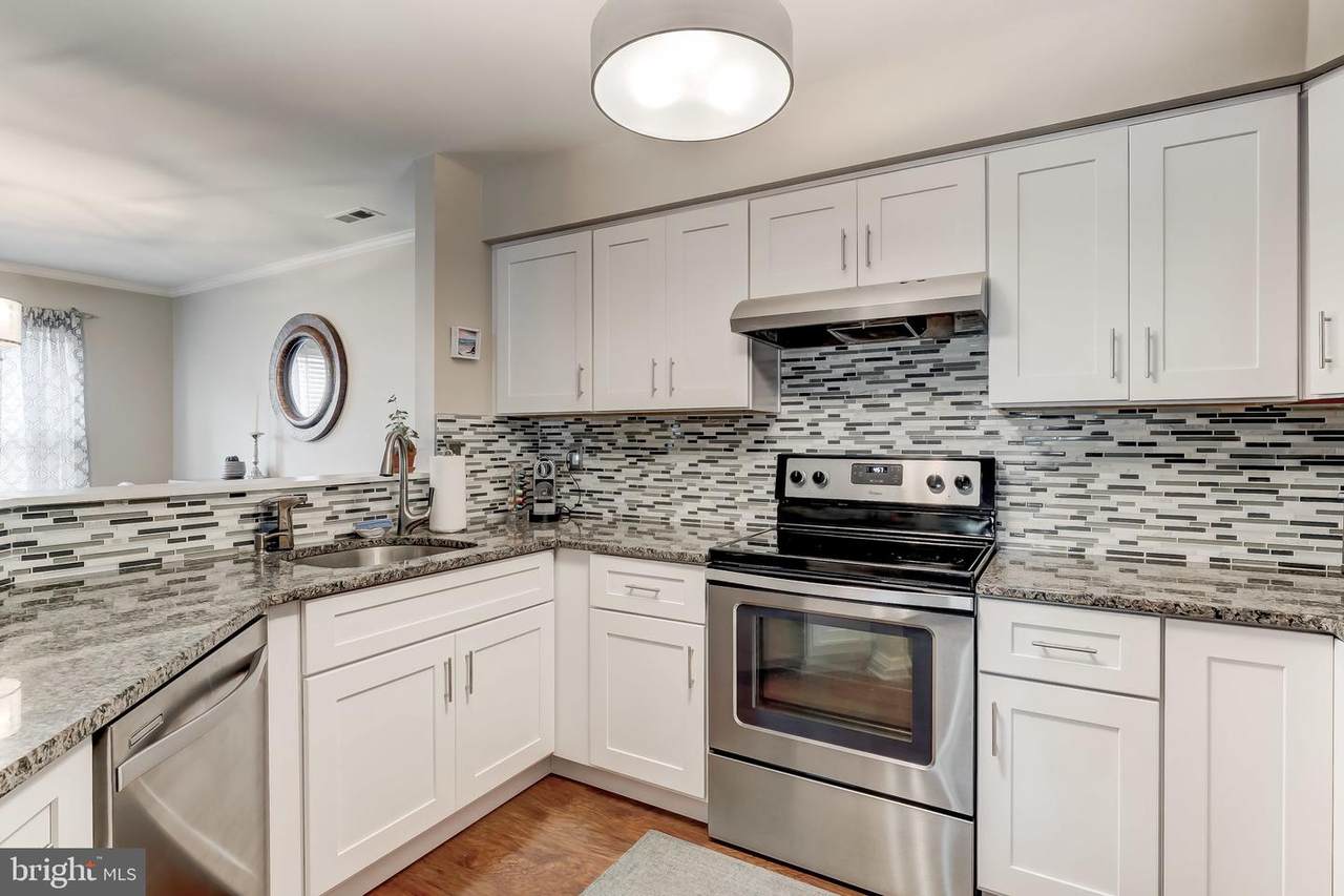 7728 Mayfair Circle - Photo 1