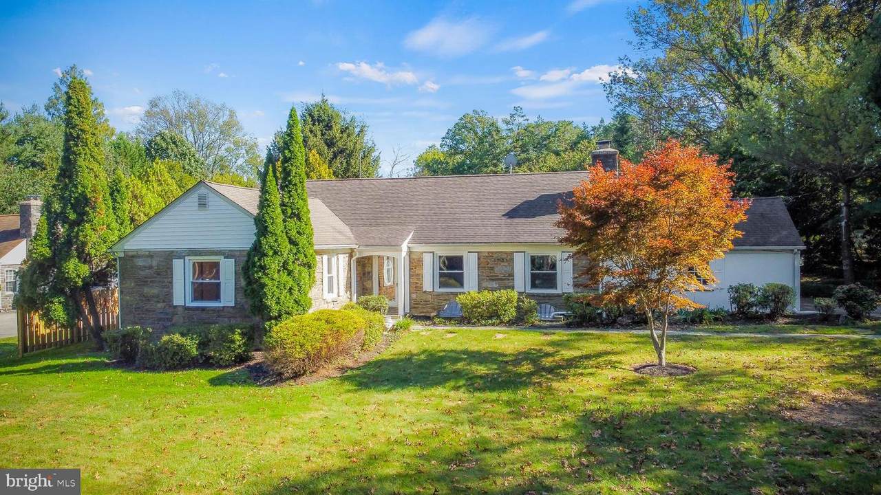 1201 Waverly Road - Photo 1