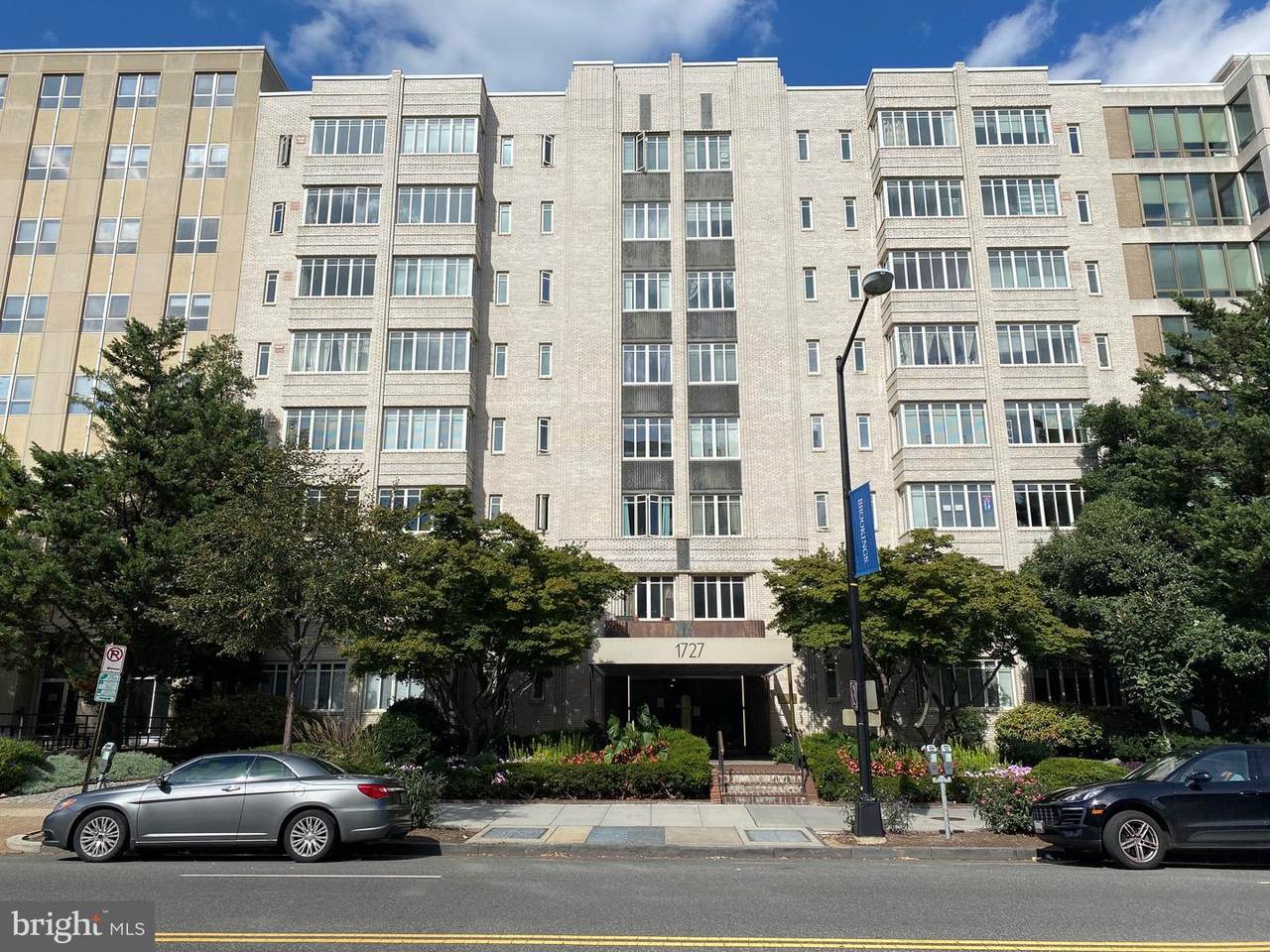 1727 Massachusetts Avenue - Photo 1