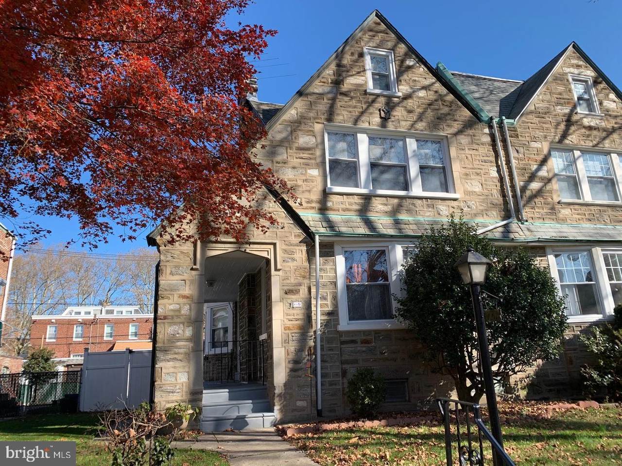 731 Glenview Street - Photo 1