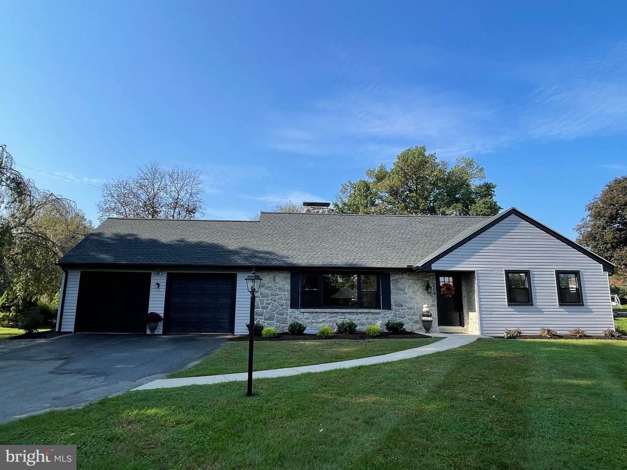 204 Leearden Road - Photo 1