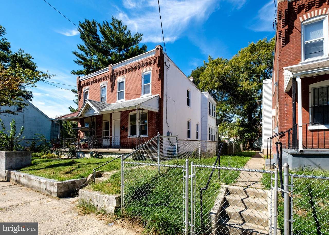 18 21ST Street - Photo 1