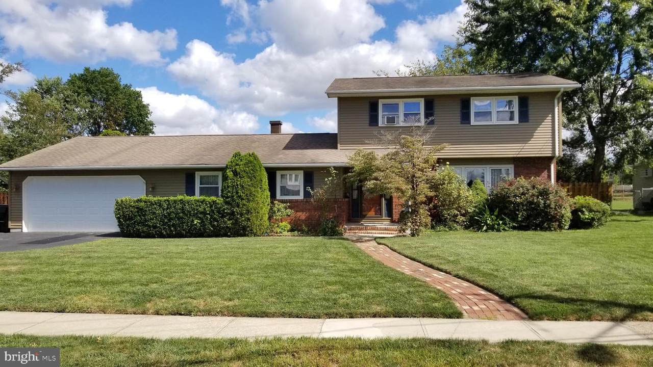 5 Constitution Drive - Photo 1
