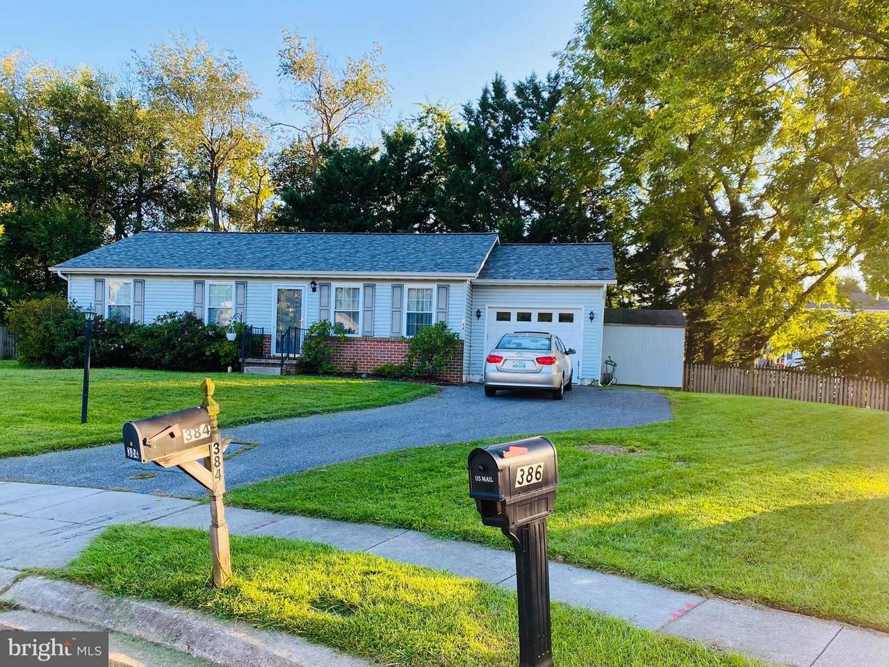 384 Mountain Laurel Court - Photo 1