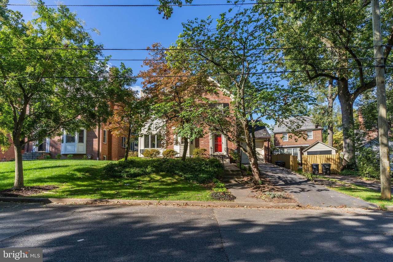 6420 Utah Avenue - Photo 1