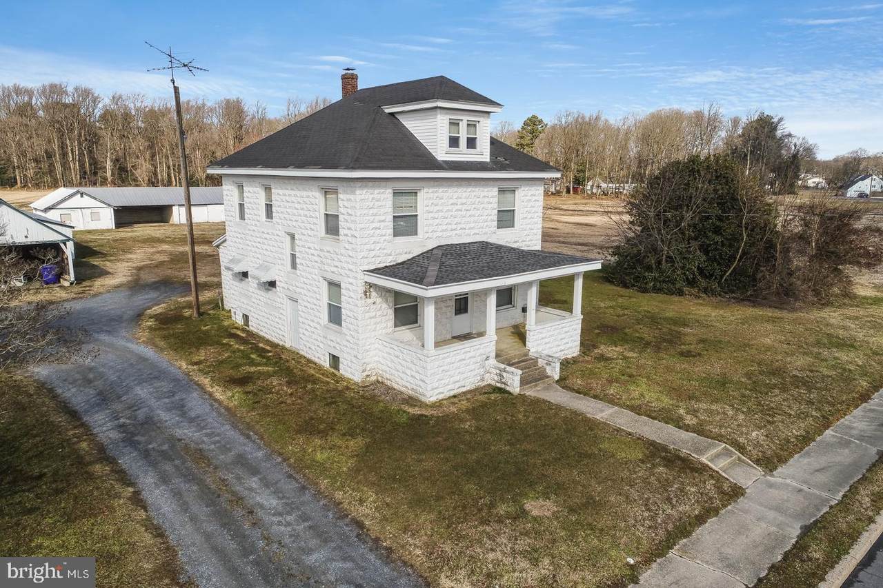 251 Delaware Avenue - Photo 1