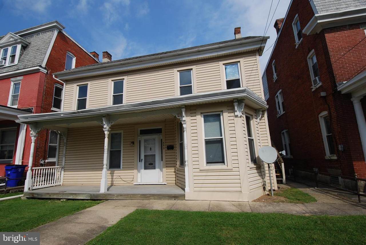 552 Salem Avenue - Photo 1