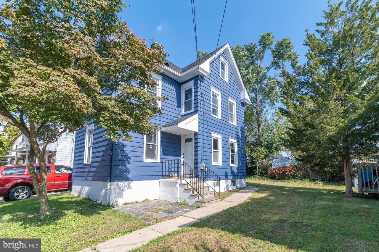 262 Barber Avenue - Photo 1