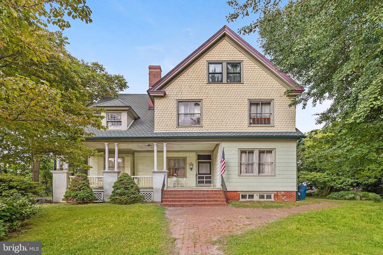 105 Front Street - Photo 1