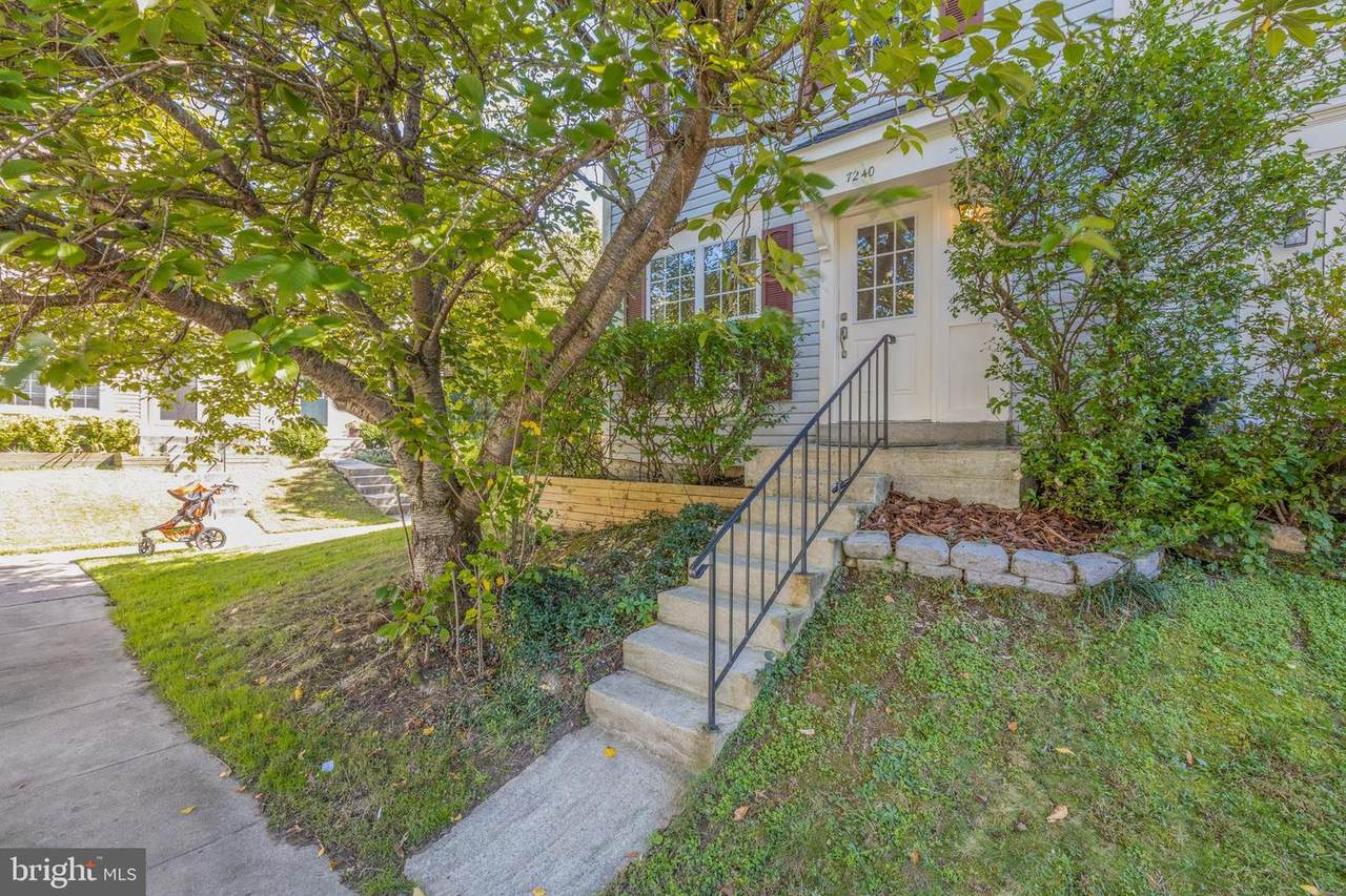 7240 Stover Court - Photo 1