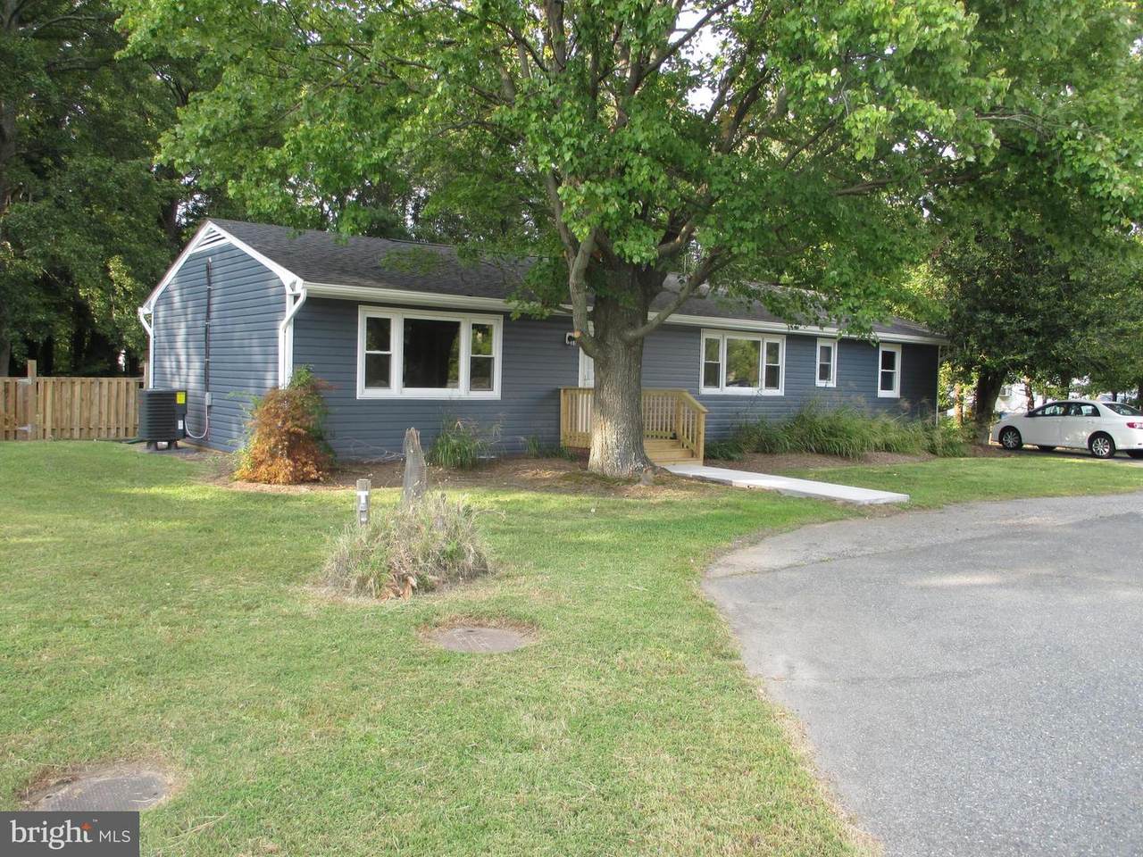 702 Romancoke Road - Photo 1