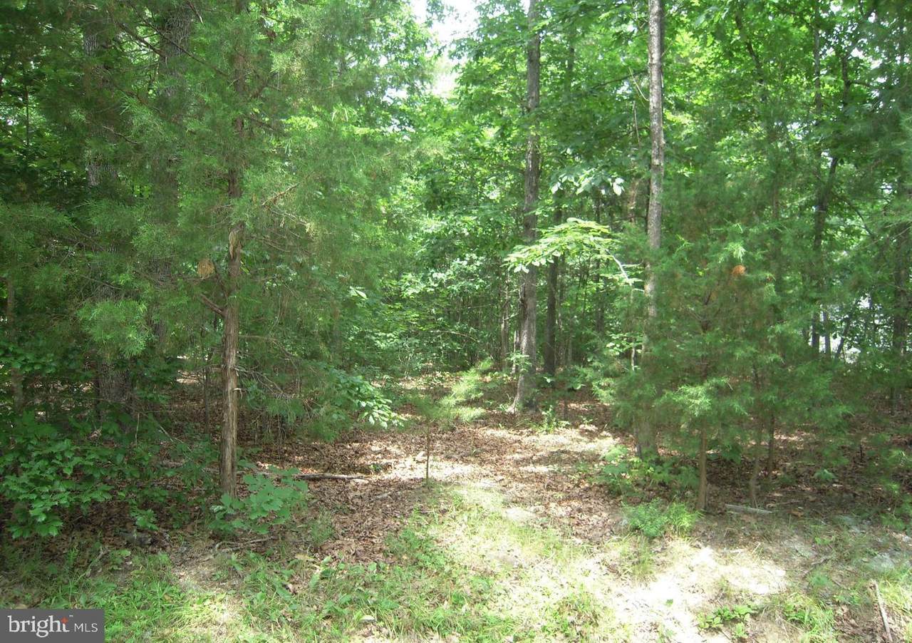 318 Yorktown Boulevard - Photo 1