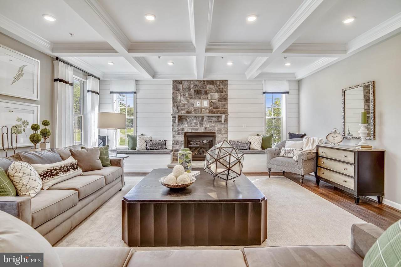 18549 Traxell Way - Photo 1