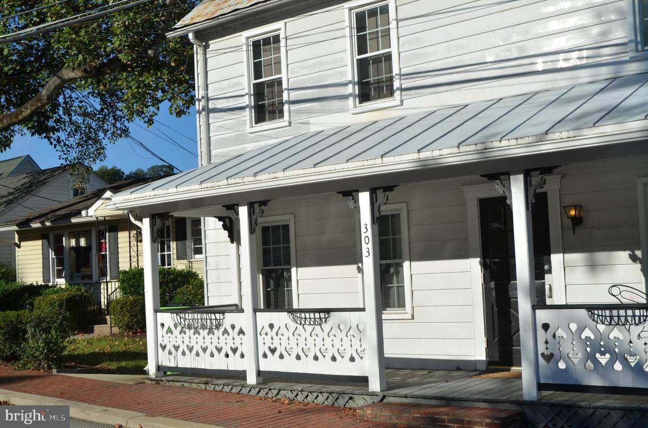 303 Commerce Street - Photo 1