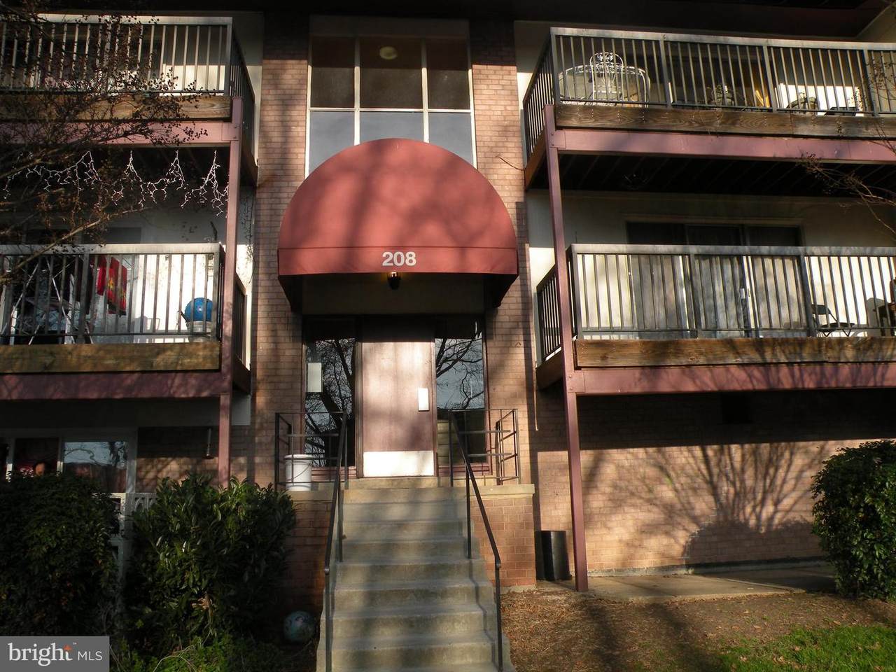 208 Park Terrace Court - Photo 1