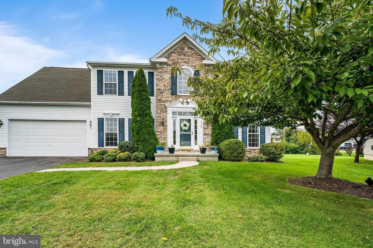 110 Hawk Creek Lane - Photo 1
