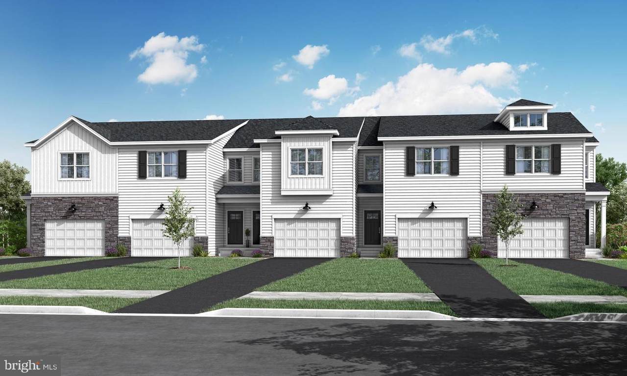 7502 Clayton Avenue - Photo 1