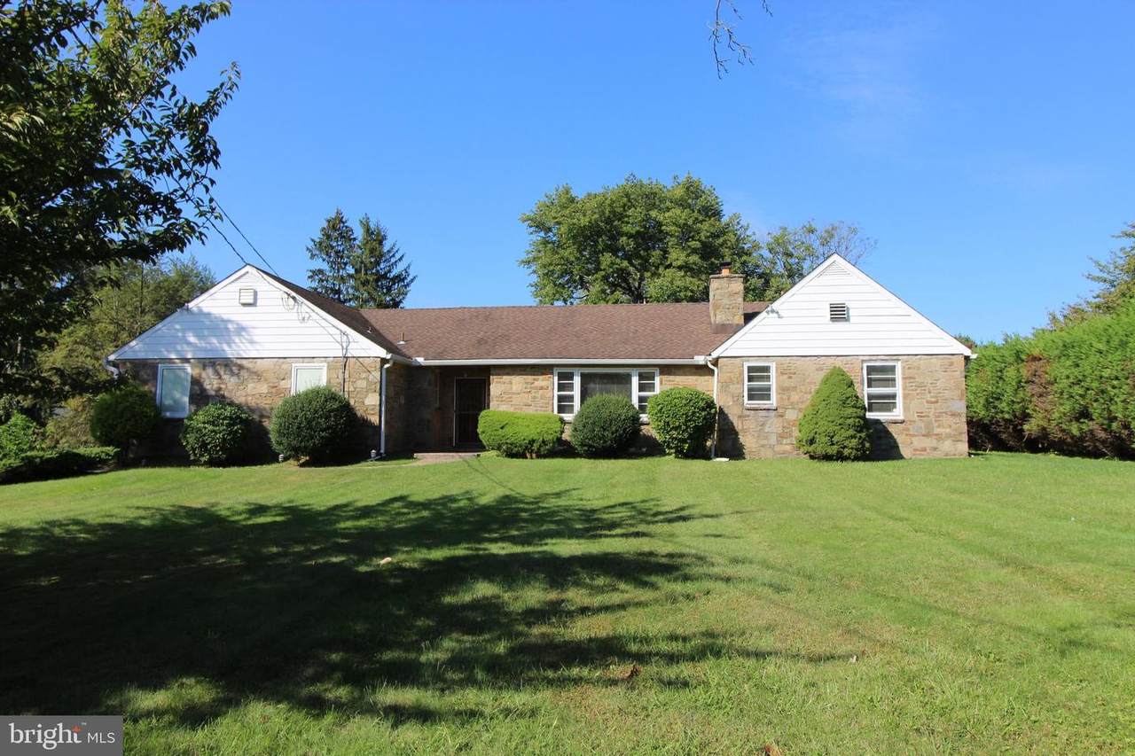 1504 Marsh Road - Photo 1