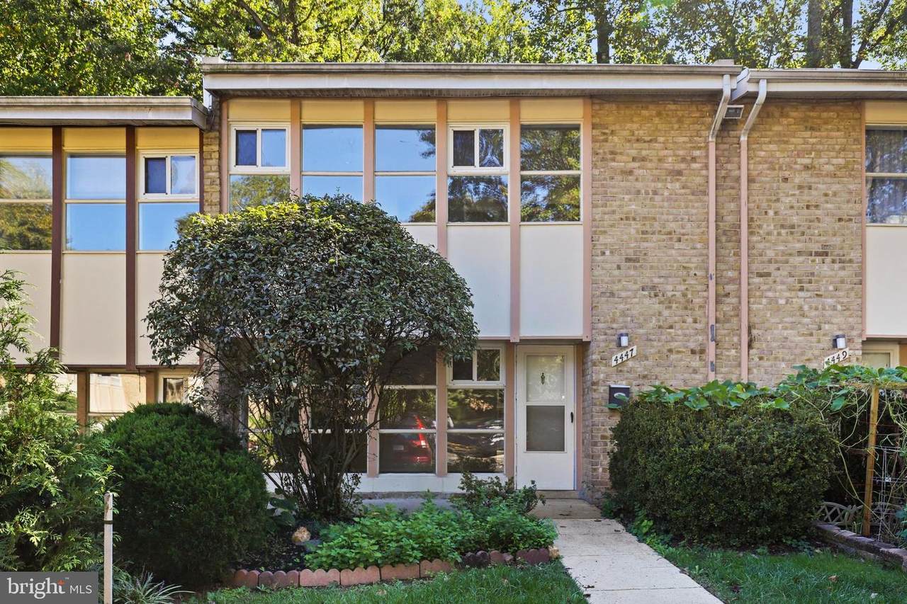 4447 Forest Glen Court - Photo 1