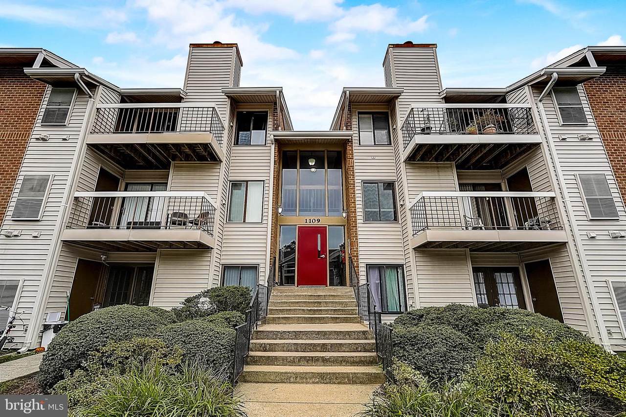 1109 Castle Harbour - Photo 1