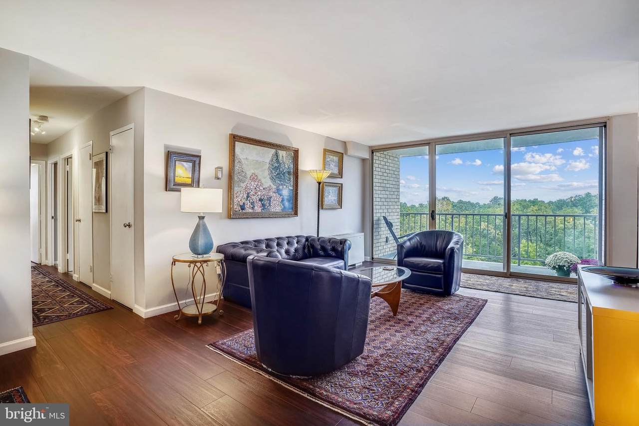 2500 N Van Dorn Street - Photo 1