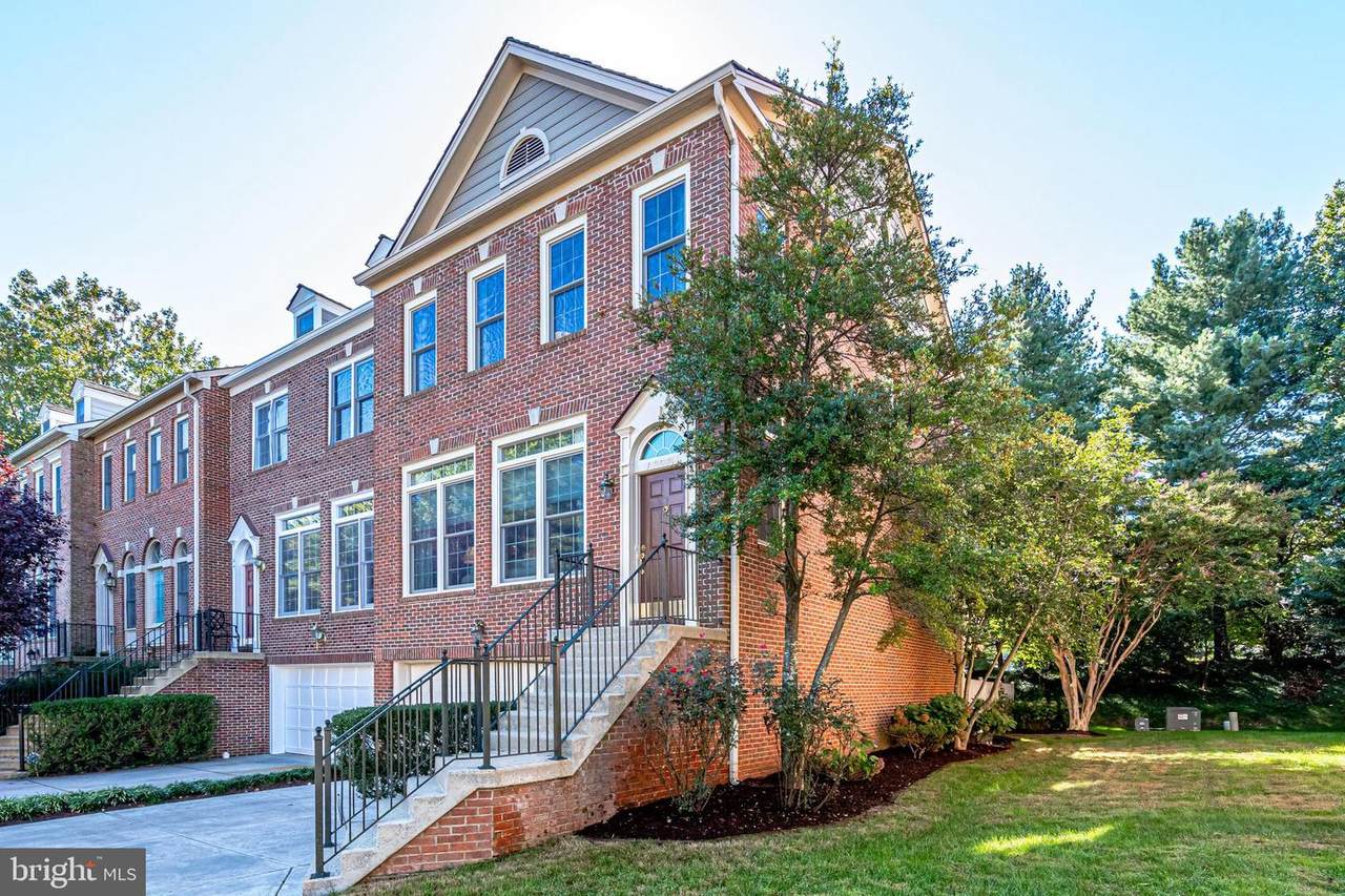 10206 Walkerton Lane - Photo 1