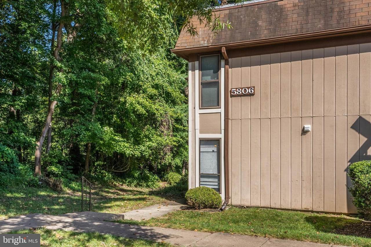5806-F Royal Ridge Drive - Photo 1