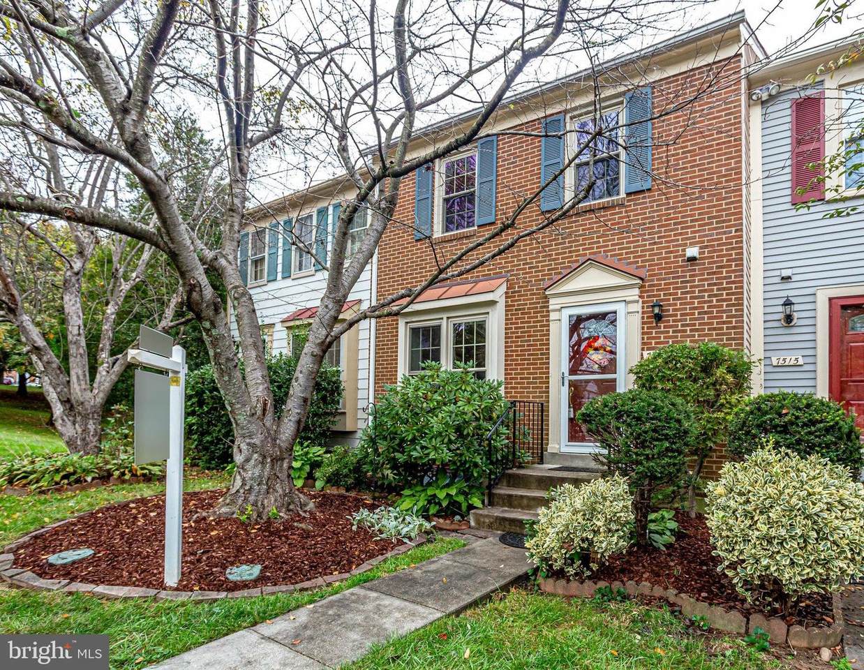 7513 Blanford Court - Photo 1
