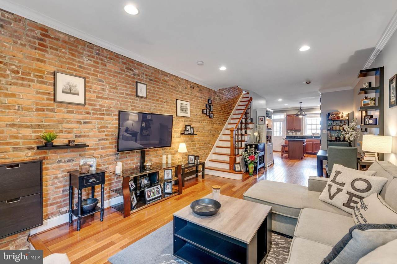 34 Ellwood Avenue - Photo 1