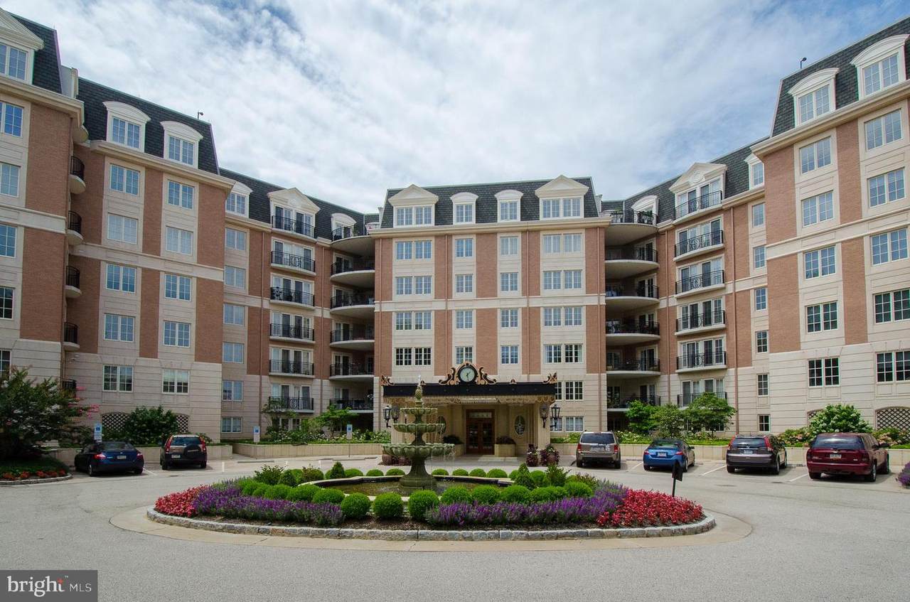 190 Presidential Boulevard - Photo 1
