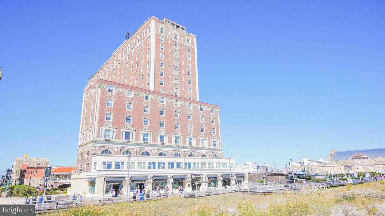 2721 Boardwalk - Photo 1