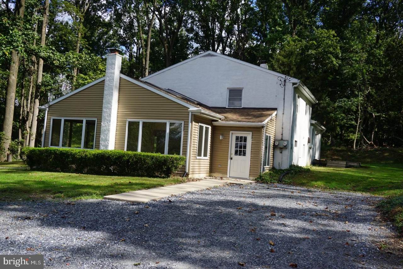 1551 Conestoga - Photo 1