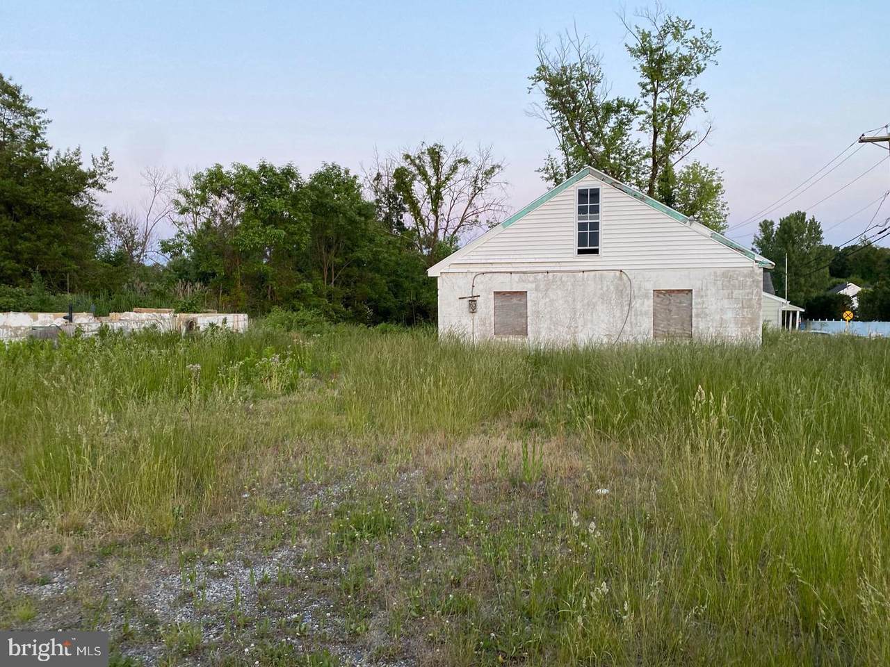 1064 Kings Highway - Photo 1