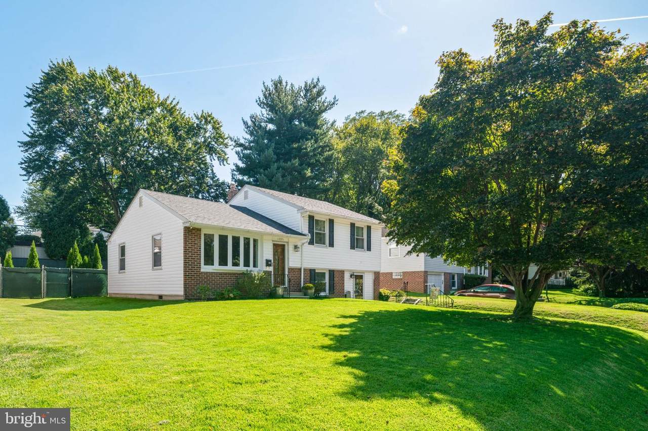 11075 Waldemire Drive - Photo 1