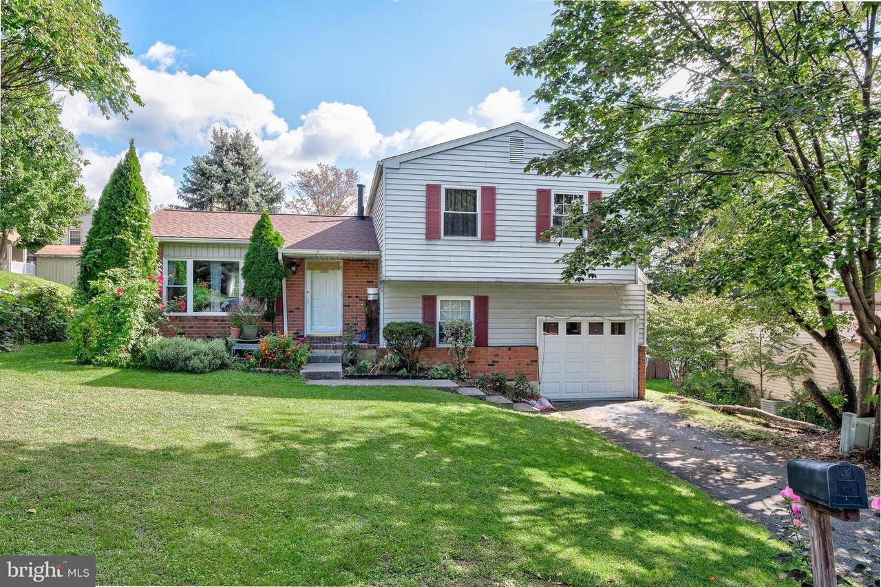 341 50TH Street - Photo 1