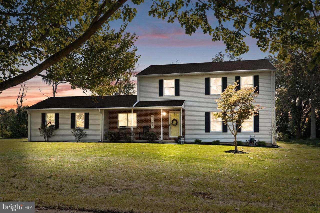 14 Cromwell Drive - Photo 1