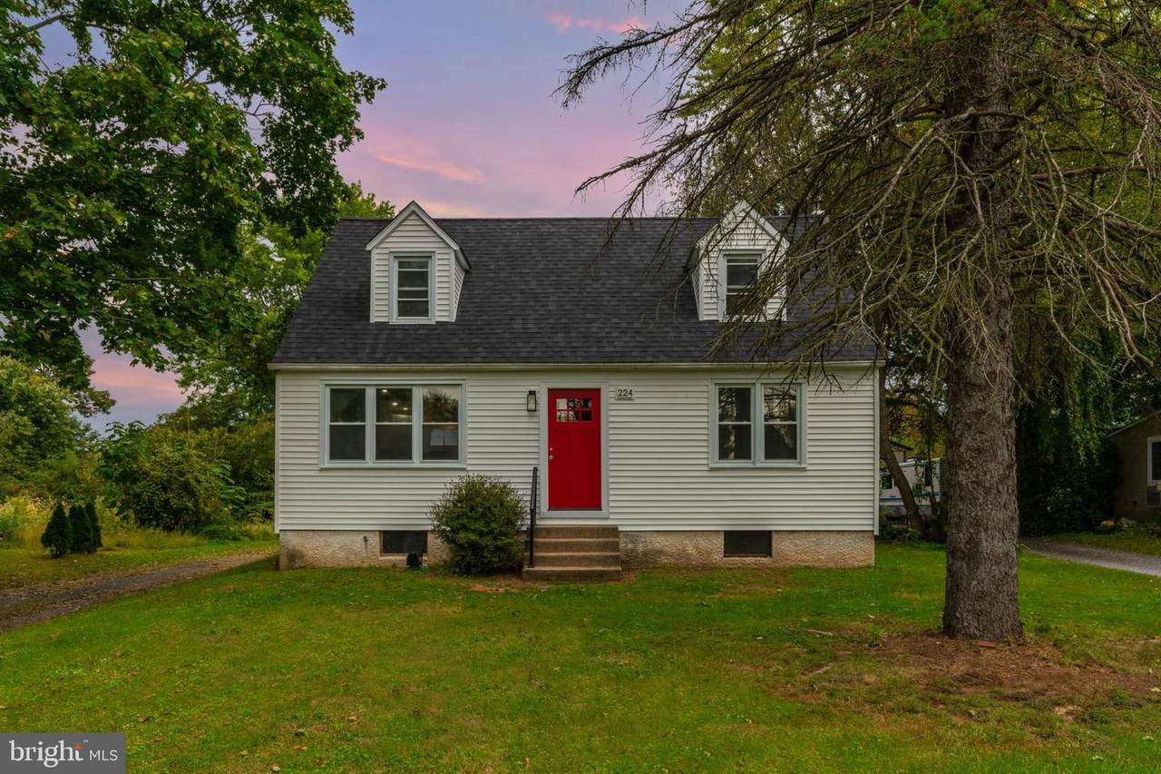 224 Meetinghouse Road - Photo 1